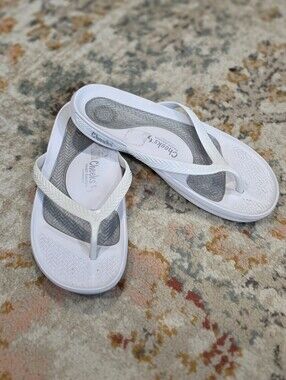 Cheeks Health Sandals By Tony Little WHITE Thong Flip Flops Size 8 *VGUC*